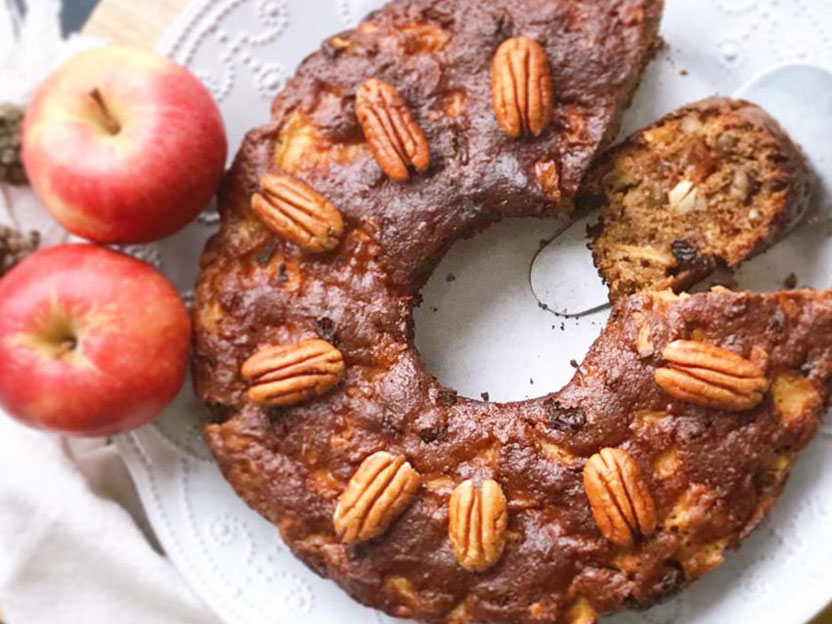 Nutritious apple cake