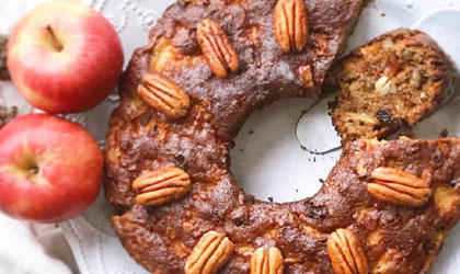 Nutritious apple cake